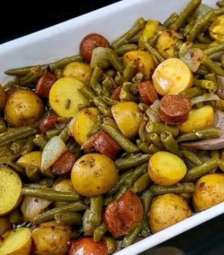 Flavorful Comfort in a Sausage Potato Casserole Your Family Will Love